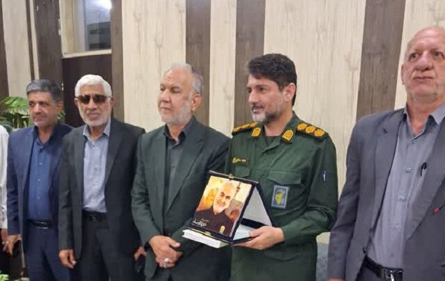 تکریم پیشکسوتان دفاع مقدس؛ سفر پرمعنای فرمانده لشکر ثارالله به شرق هرمزگان
