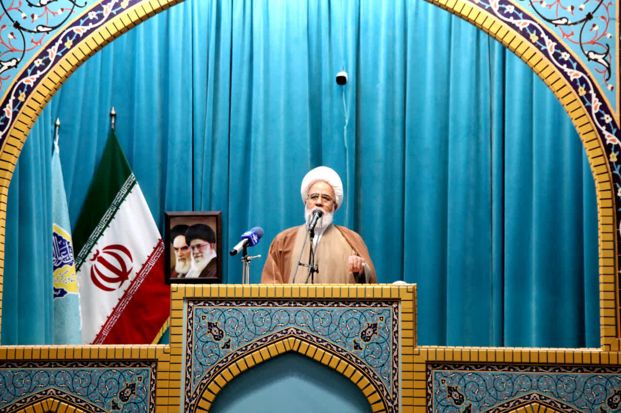 خدمت و محبت در خانواده کلید تربیت نسل مؤمن