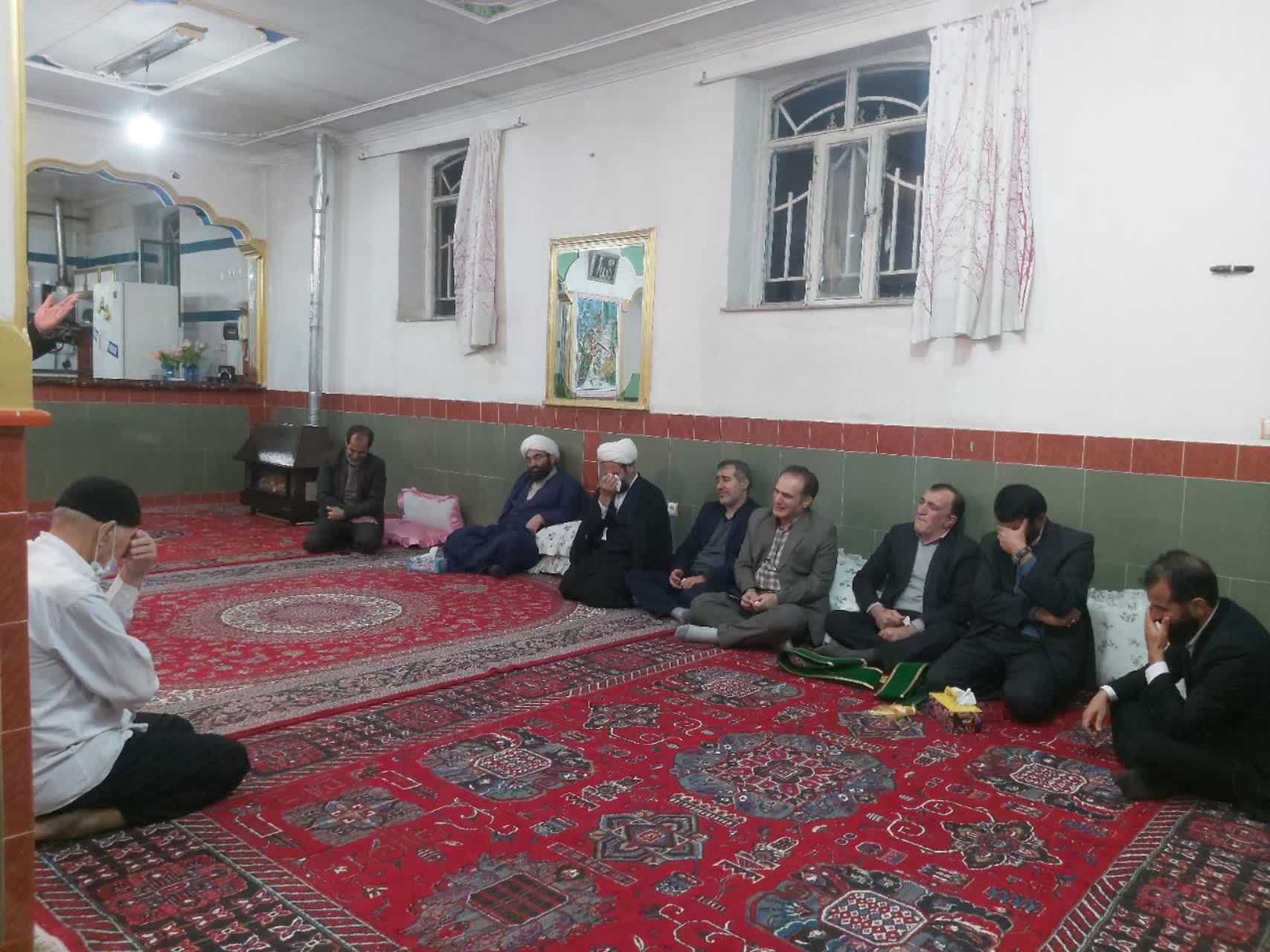 پیرغلام ۷۴ ساله رومشکانی تکریم شد