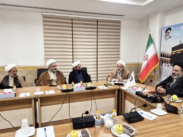 ۱۴ محور راهبردی فعالیت‌های پژوهشی پژوهشکده حج و زیارت