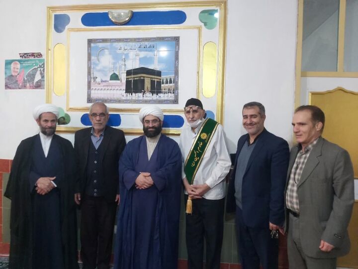 پیرغلام ۷۴ ساله رومشکانی تکریم شد