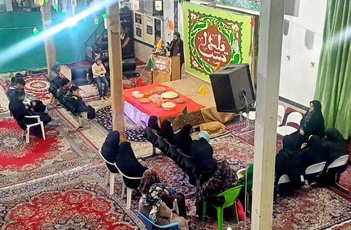 نخستین دورهمی یلدای مسجدی در اراک با اجرای برنامه‌های فرهنگی برگزار شد