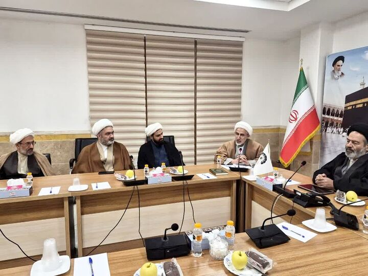 ۱۴ محور راهبردی فعالیت‌های پژوهشی پژوهشکده حج و زیارت