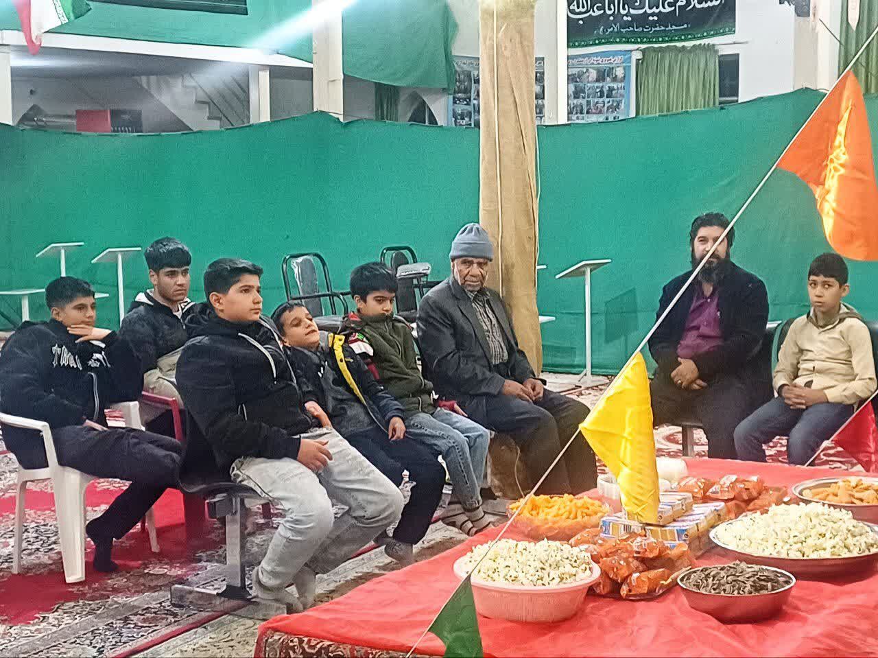 نخستین دورهمی یلدای مسجدی در اراک با اجرای برنامههای فرهنگی برگزار شد