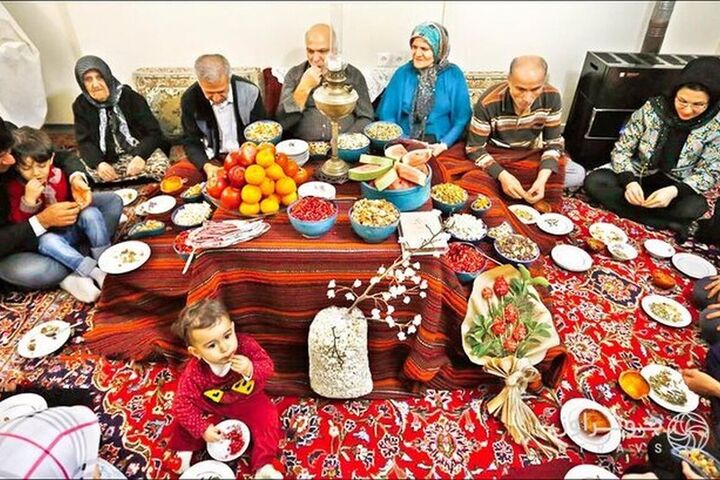 یلدا؛ وقتی سنت ایرانی با معنویت دینی پیوند می‌خورد