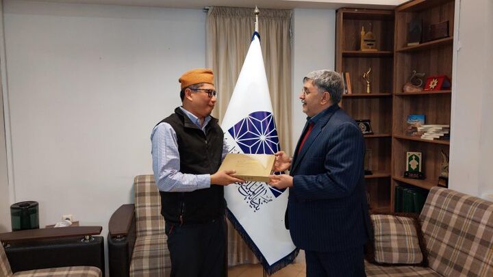 بنیاد بین‌المللی امام رضا(ع) و بنیاد شهید مطهری اندونزی همکاری می‌کنند