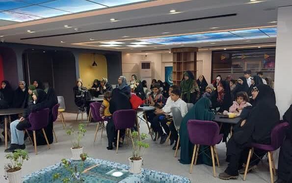 ۱۲ سال فعالیت جهادی بانوی اراکی؛ روایت خدمت در سنگر فرهنگ و خانواده