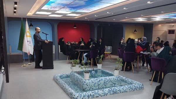 ۱۲ سال فعالیت جهادی بانوی اراکی؛ روایت خدمت در سنگر فرهنگ و خانواده