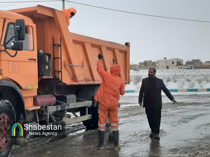 خدمت‌رسانی به بلندای شب یلدا