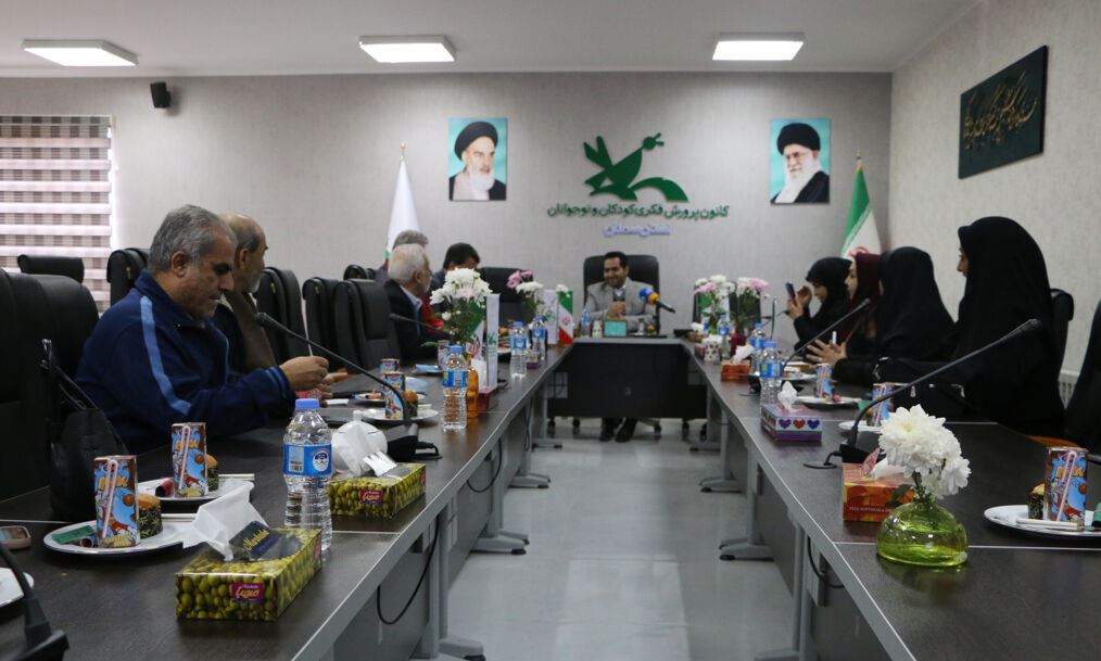 مشارکت ۱۴۴۴ نفره سمنانیها در جشنواره بینالمللی قصهگویی/ سمنان، پیشتاز کشور در سرانه مشارکت فرهنگی