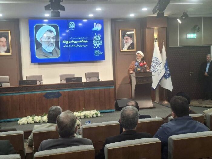 خسروپناه: سند مهدویت و ستاد اعتکاف از نمادهای انسجام ملی هستند