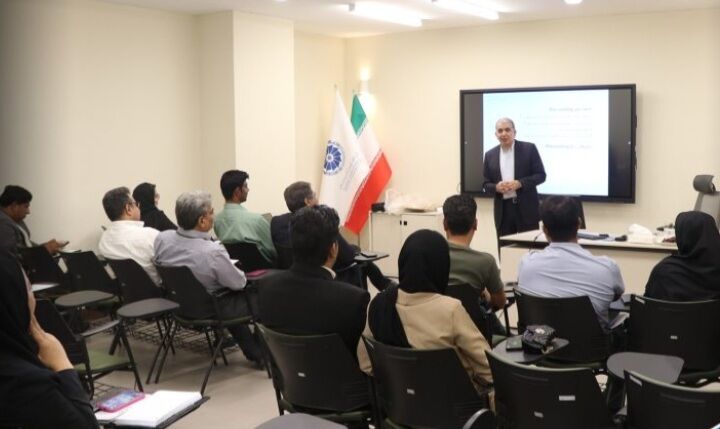 برگزاری دوره‌های آموزشی بسته‌بندی خرما و زنجیره سرد در هرمزگان