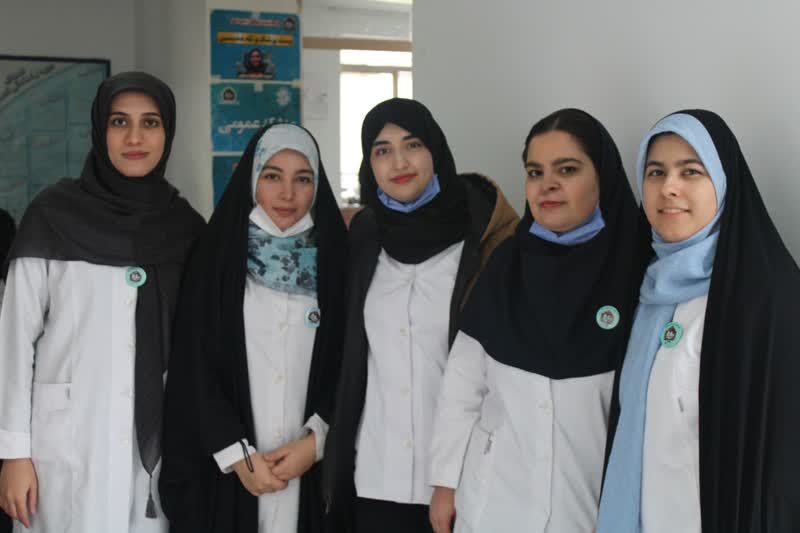 اجرای طرح پویش ملی لبخند ایران با همت فعالان بسیج دانشجویی استان البرز