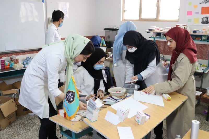 اجرای طرح پویش ملی لبخند ایران با همت فعالان بسیج دانشجویی استان البرز