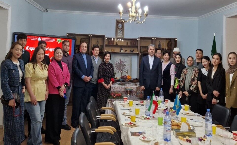 یلدا در آستانه؛ ایران‌شناسان و فارسی‌آموزان گردهم آمدند