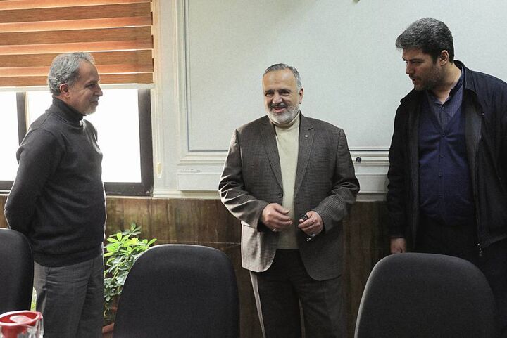 بازدید رئیس سازمان حج و زیارت از روند برنامه‌ریزی‌های اجرایی زائران حج و عتبات/تاکید بر خدمات الکترونیکی