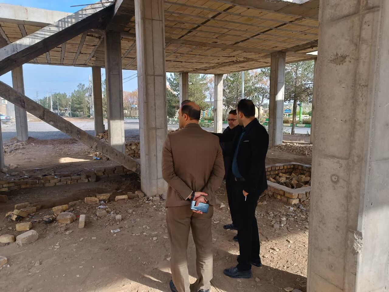 بازدید سرزده فرماندار از اداره تبلیغات اسلامی شهرستان آران و بیدگل