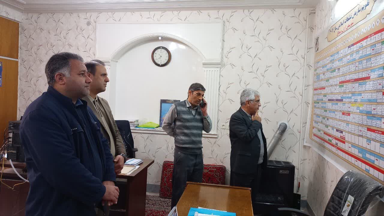 بازدید سرزده فرماندار از اداره تبلیغات اسلامی شهرستان آران و بیدگل