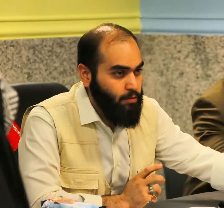 «یک دست خط عاشقانه»؛ روایتی شنیداری از معجزۀ شهیدی که گواهی شهادتش را خود نوشت