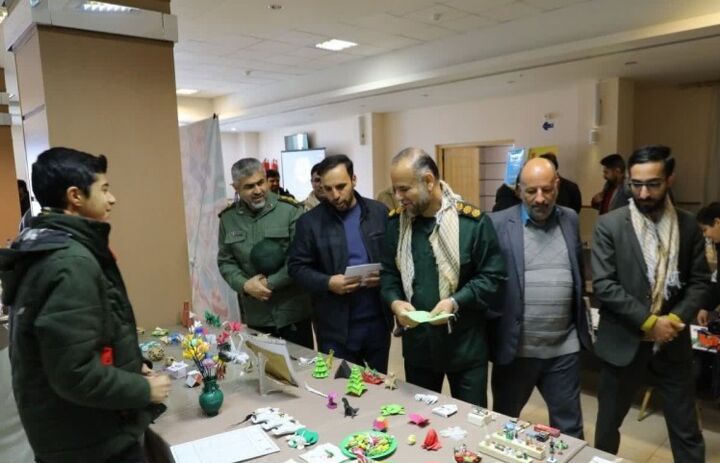 نمایشگاه علم و فناوری بسیج در بام ایران گشایش یافت