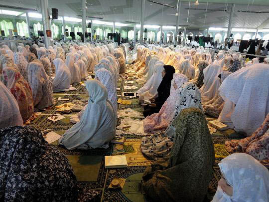 اعتکاف؛ تجربهای معنوی با حمایت کانونهای فرهنگی هنری مساجد استان مرکزی