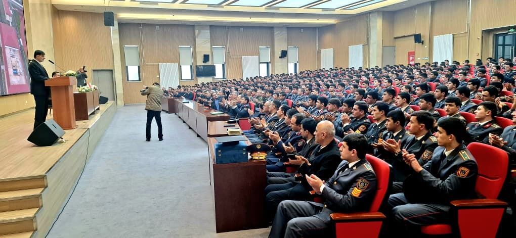 آمادگی پلیس ایران برای پذیرش دانشجو از تاجیکستان در مقاطع ارشد و دکتری