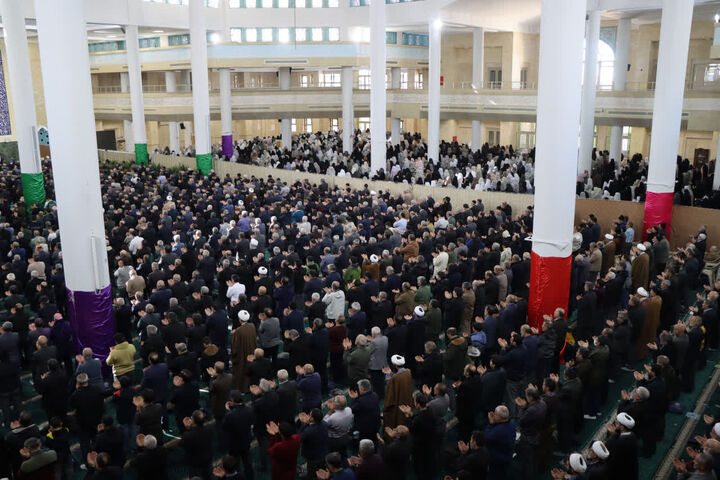 نماز جمعه، عاملی برای انسجام امت اسلامی است 