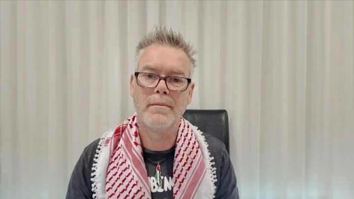 حمایت من از فلسطین؛ مرا به پذیرش اسلام سوق داد