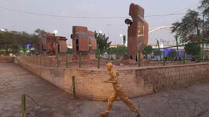 از آجرهای استعمار تا سنگرهای مقاومت/خرمشهر هنوز روایت ایستادگی است