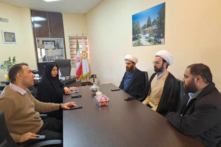 تخصص کتابداران، خدمات کتابخانه حوزه را ارتقا می‌دهد