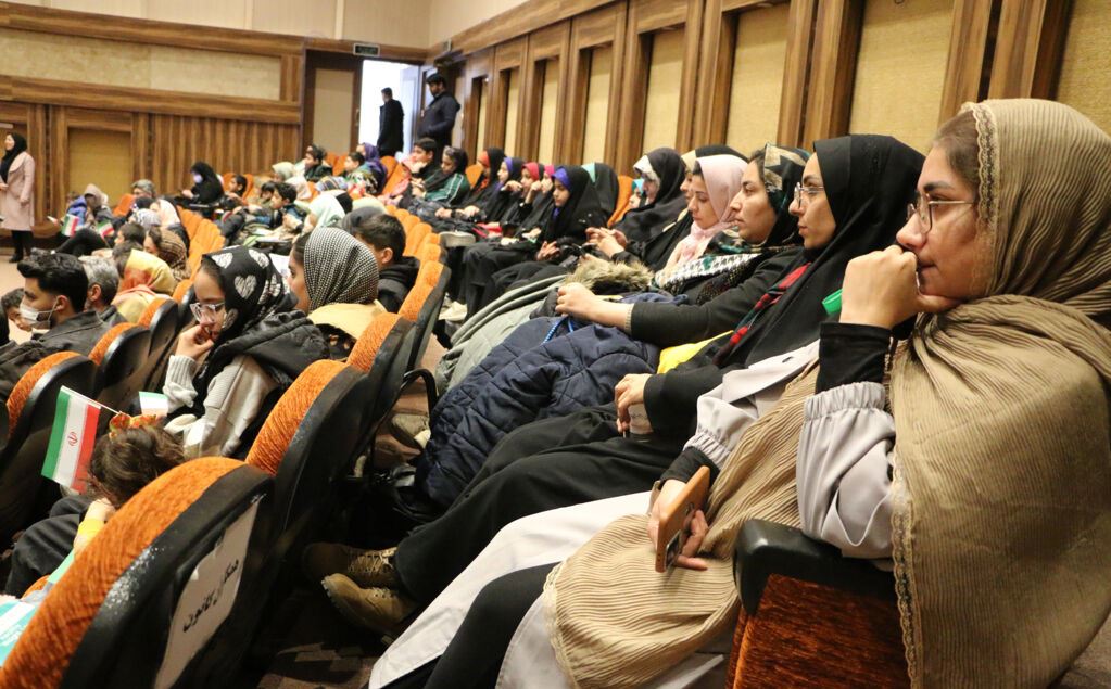 برنامه «تا ثریا» با کارگاه‌های علمی، رصد و پخش زنده پرتاب ماهواره در کانون سمنان