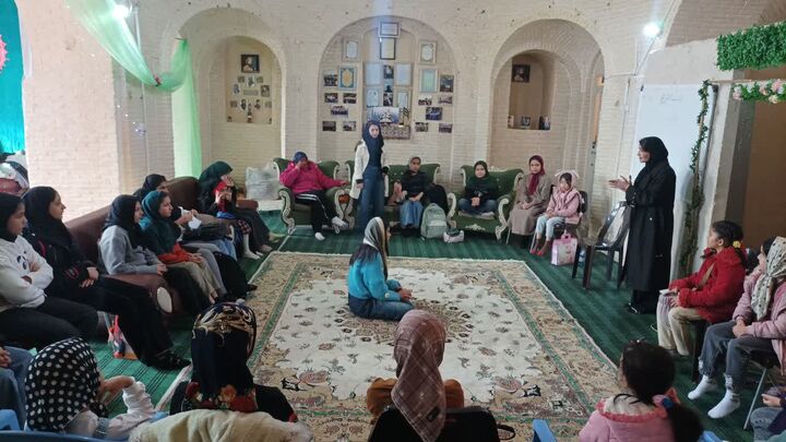 پنج‌شنبه‌های بانشاط؛ تلفیق نماز، آموزش و سرود