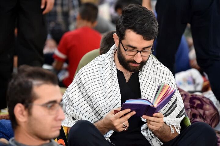 ثبت‌نام ۳۰۰ نفر در اعتکاف مسجد امام جعفر صادق (ع) بیرجند