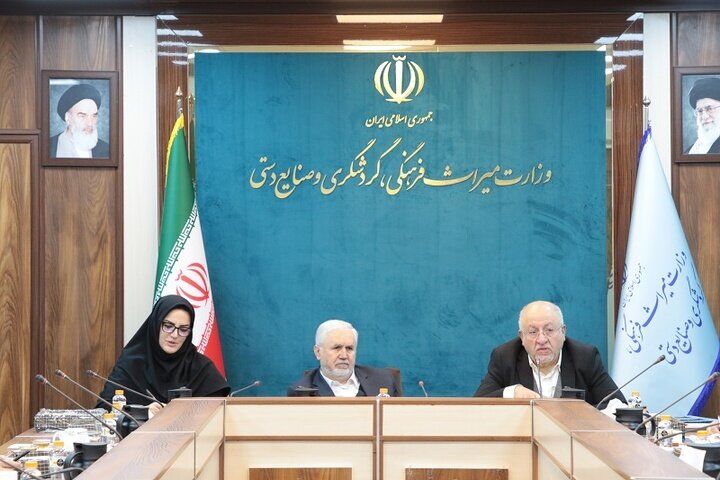 تفاهم‌ همکاری بین وزارت میراث فرهنگی و نهاد کتابخانه‌های عمومی کشور