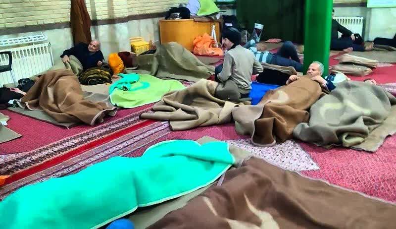 امامزادگان و بقاع متبرکه استان زنجان آماده میزبانی از مسافران در راه مانده برف و یخبندان هستند