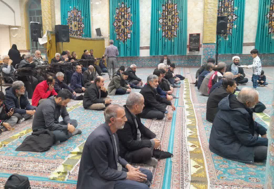 پیروی از رهبری، کلید حفظ استقلال و عزت است