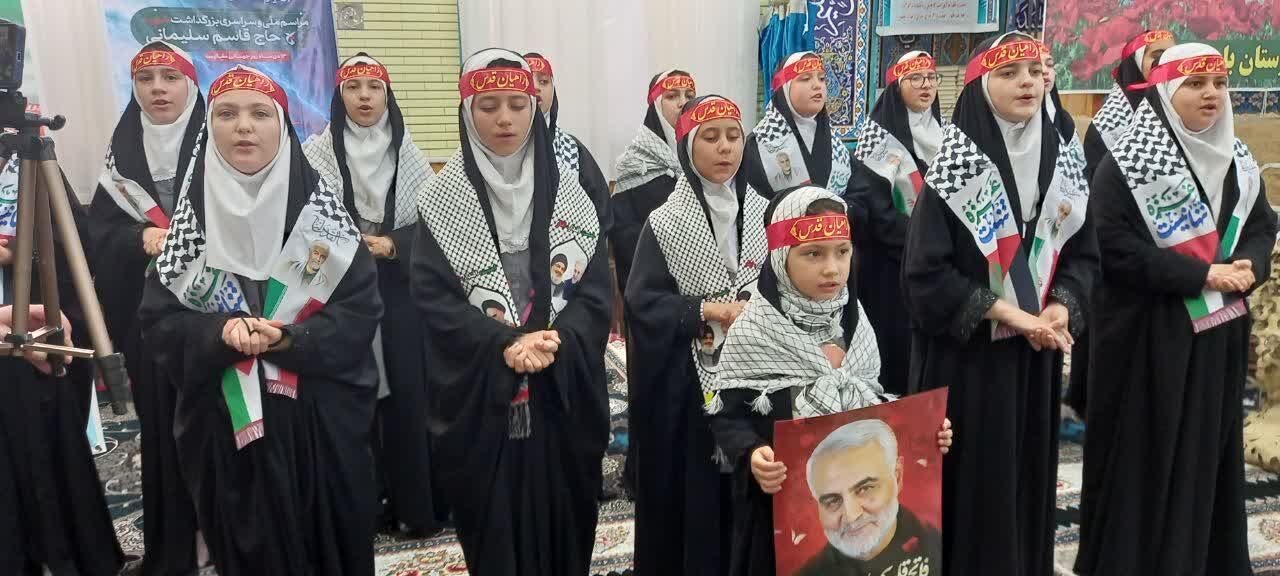 گروه سرود دختران شهید حاج قاسم سلیمانی؛ تجربهای موفق در تربیت نوجوانان