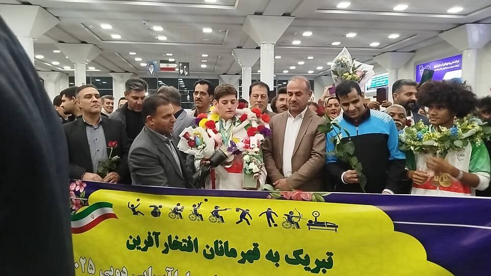 از ترس استخر تا سکوی پاراآسیایی