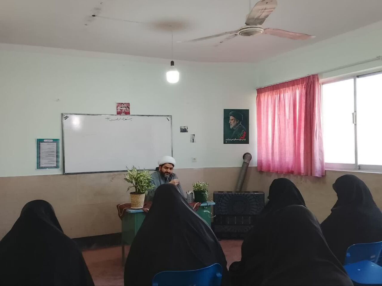 بصیرت ملت، نقشه دشمنان برای تضعیف نظام را خنثی کرد