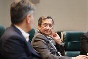 همتی: ثبات اقتصادی اولویت اول بانک مرکزی است