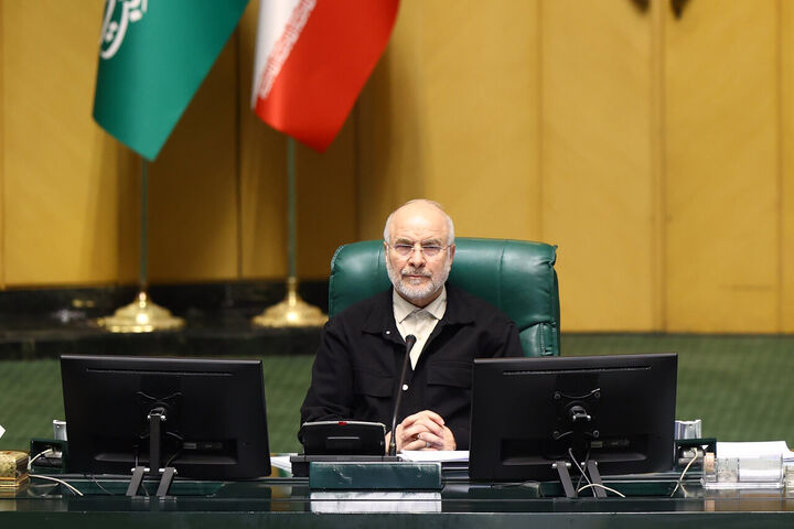 حل مشکلات معیشتی در اولویت است/ دیدن فرصت‌ها از دل تهدیدها مهمترین ویژگی حاج قاسم بود