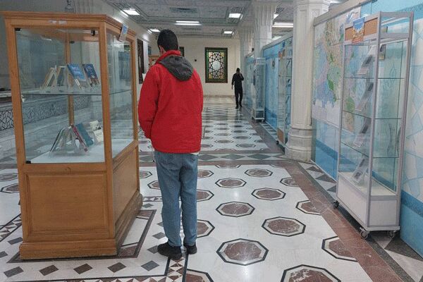 برپایی نمایشگاه «مشهد، شهر برکت و کرامت» در کتابخانه حرم رضوی