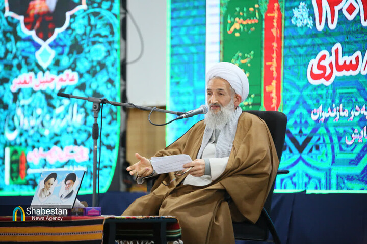 تدبر و فهم عمیق قرآن مهمترین راهبرد برای تقویت انقلاب