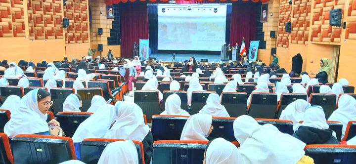 دهمین اجلاس استانی نماز در بندرعباس برگزار شد