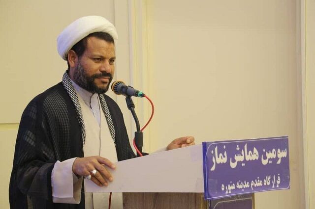 برگزاری سومین همایش نماز قرارگاه مدینه منوره نیروی زمینی سپاه در بندرعباس