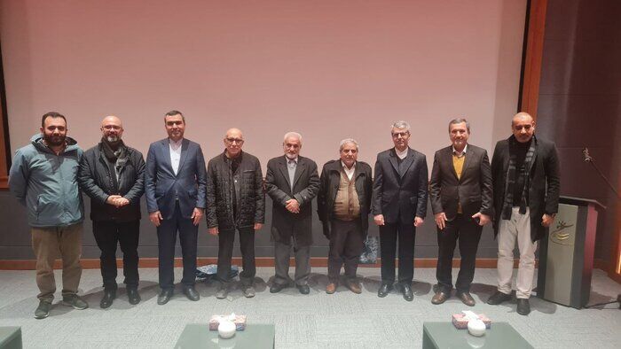 سخنگوی وزارت امور خارجه به تماشای «آبراه کوچکی در میان هور» نشست