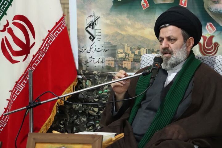 ۹ دی نماد همبستگی امت و رهبری در برابر توطئه‌های دشمن