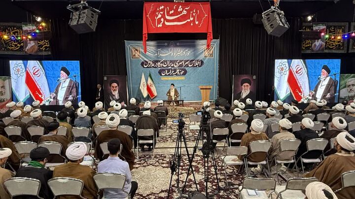 دشمن به‌دنبال قطع پیوند طلاب جدید با اندیشه حاکمیت دینی است