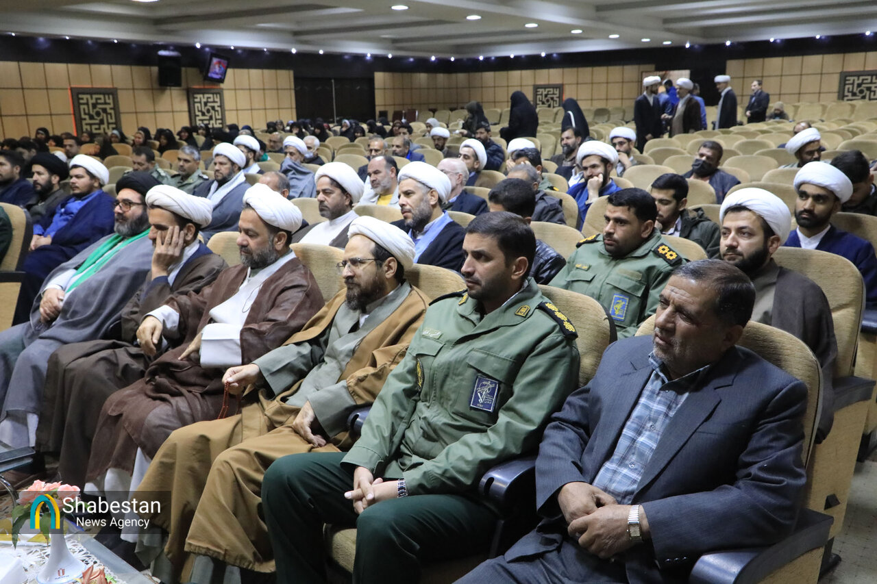 جشنوراه تقدیر از برترین های صالحین خراسان جنوبی