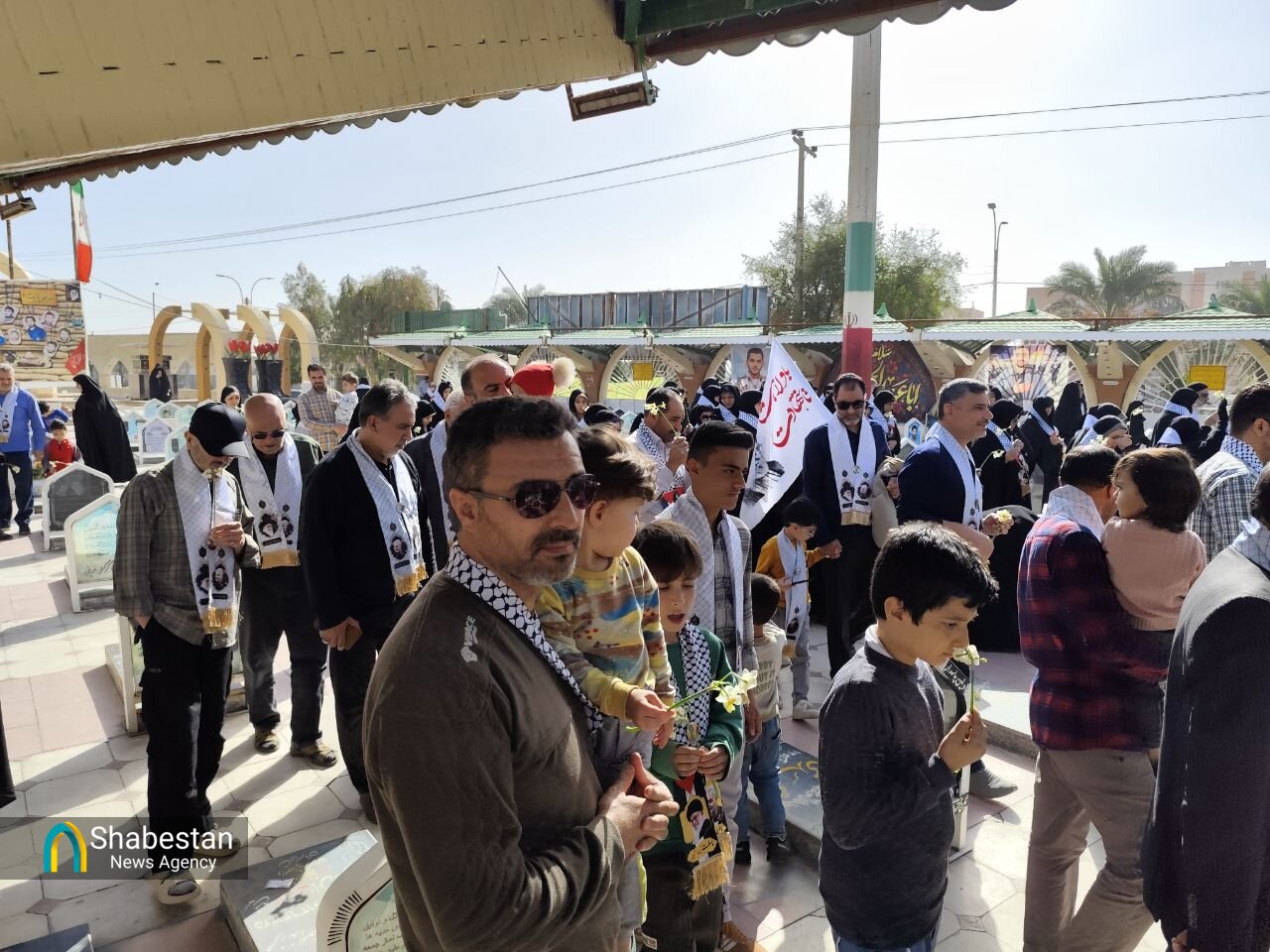 کاروان خودرویی «قهرمان من»